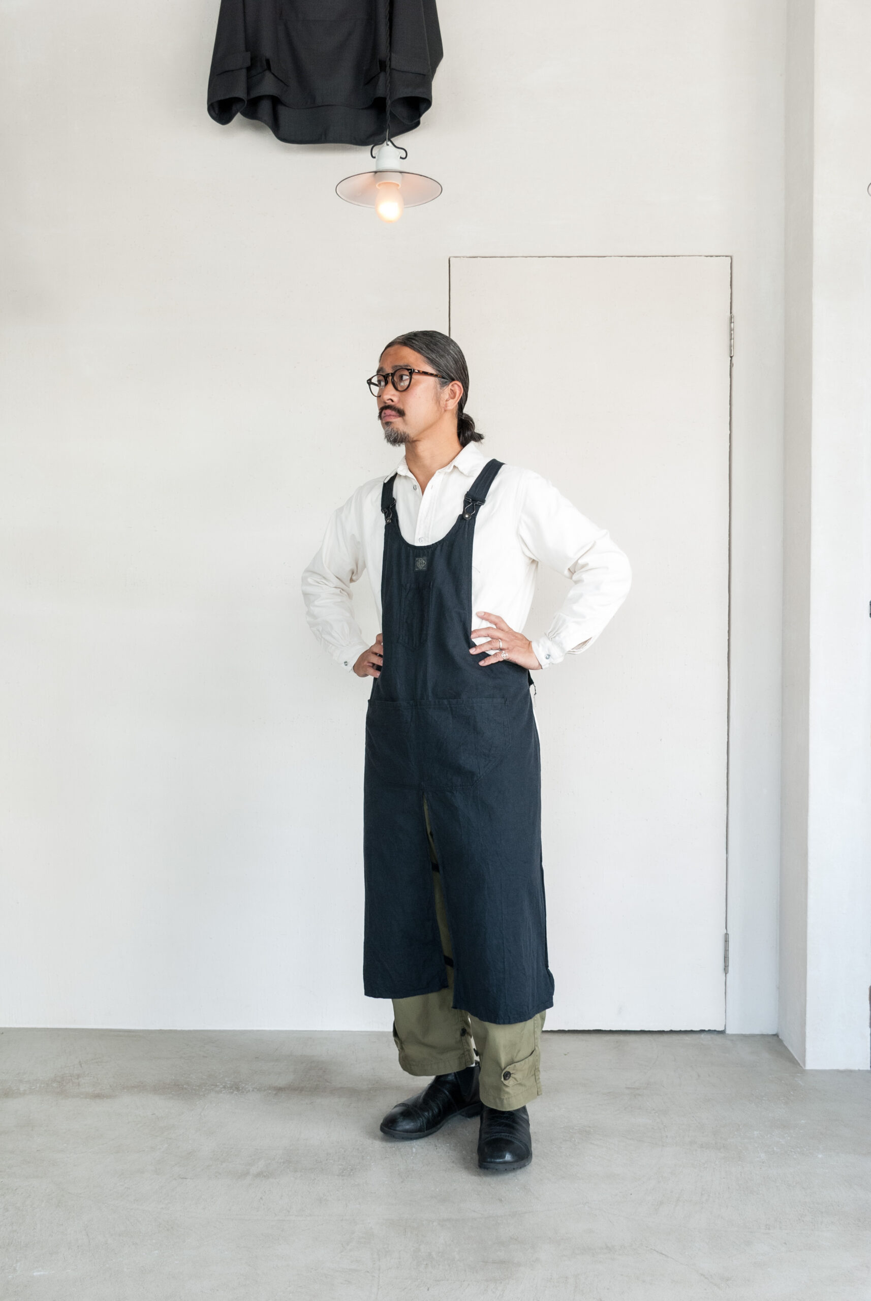 Post O'Alls POST Apron #1 Vintage Twill Charcoal | kado〔カド