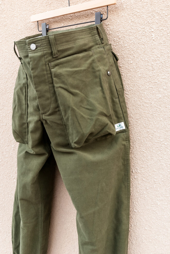 SASSFRAS Digs Crew Pants 4/5 Dobby Cotton Suede Olive