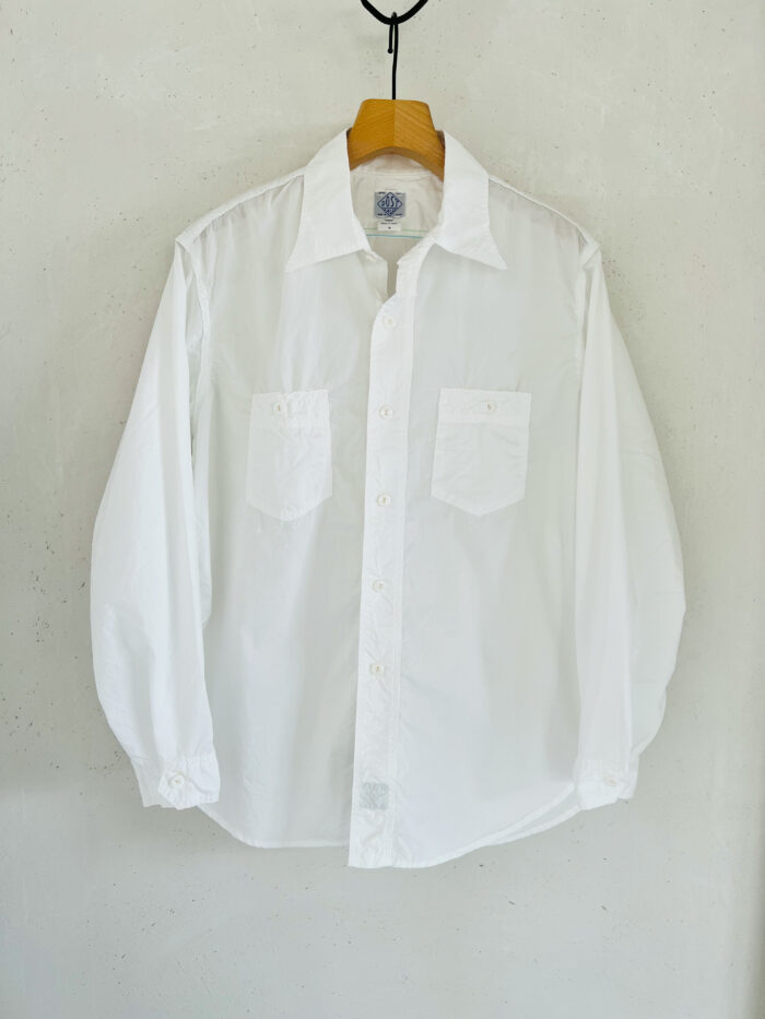 Post O’Alls St.Louis washer typewriter white