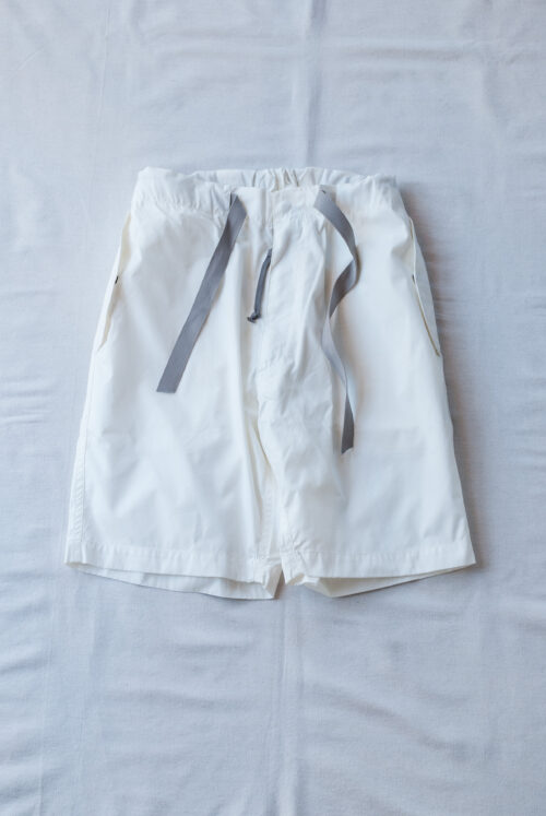 QUILP HUNT Over Short Army Cloth IVORY Short