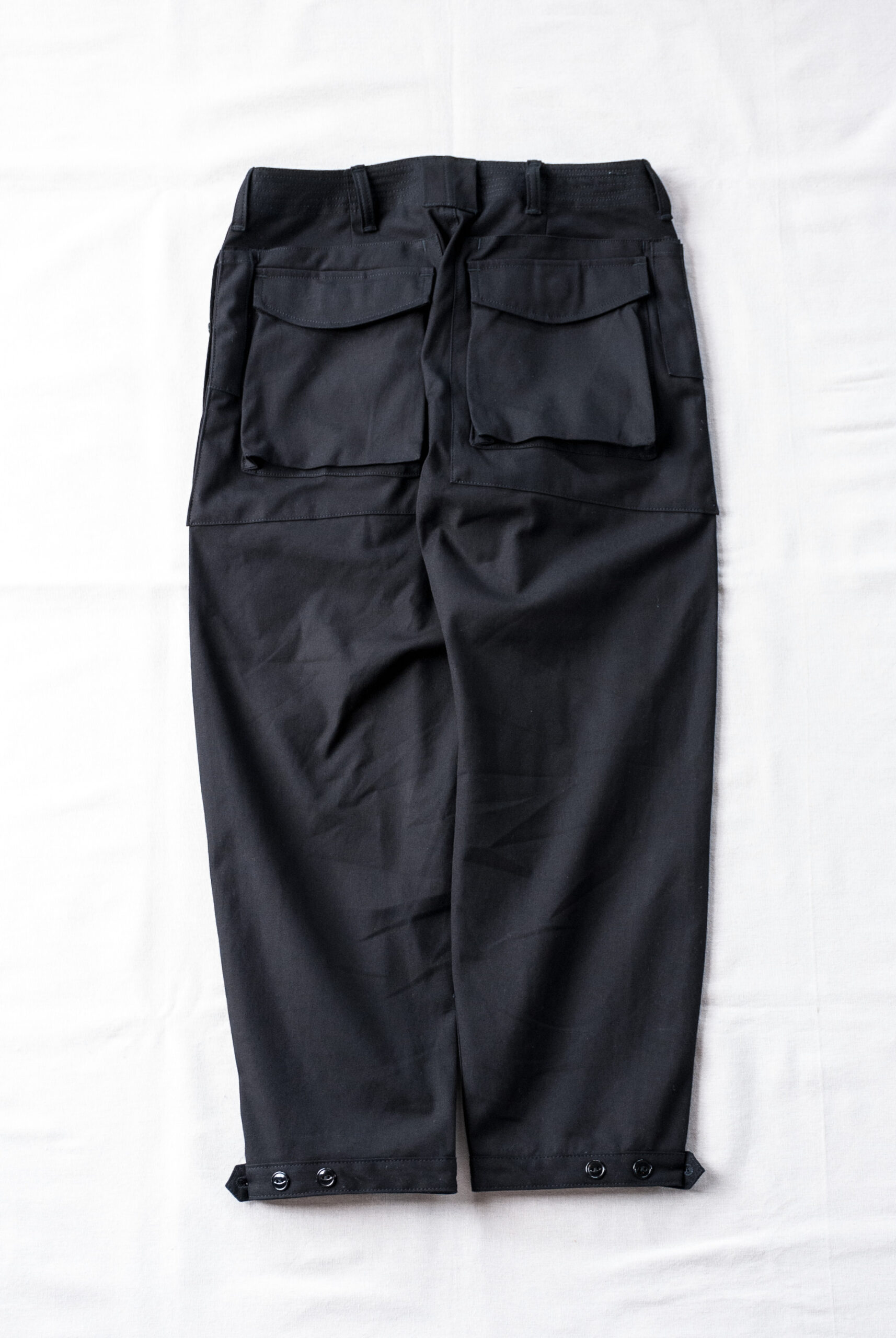 SASSAFRAS Digs Crew Pants 4/5 Canvas Black