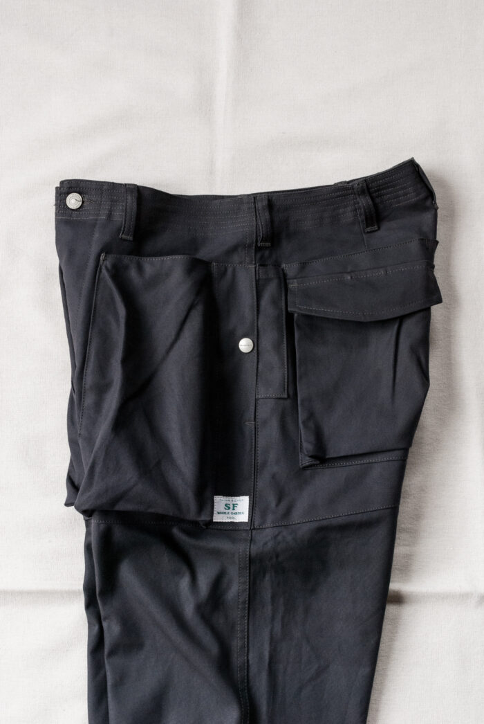 SASSAFRAS Digs Crew Pants 4/5 Cotton Duck Charcoal