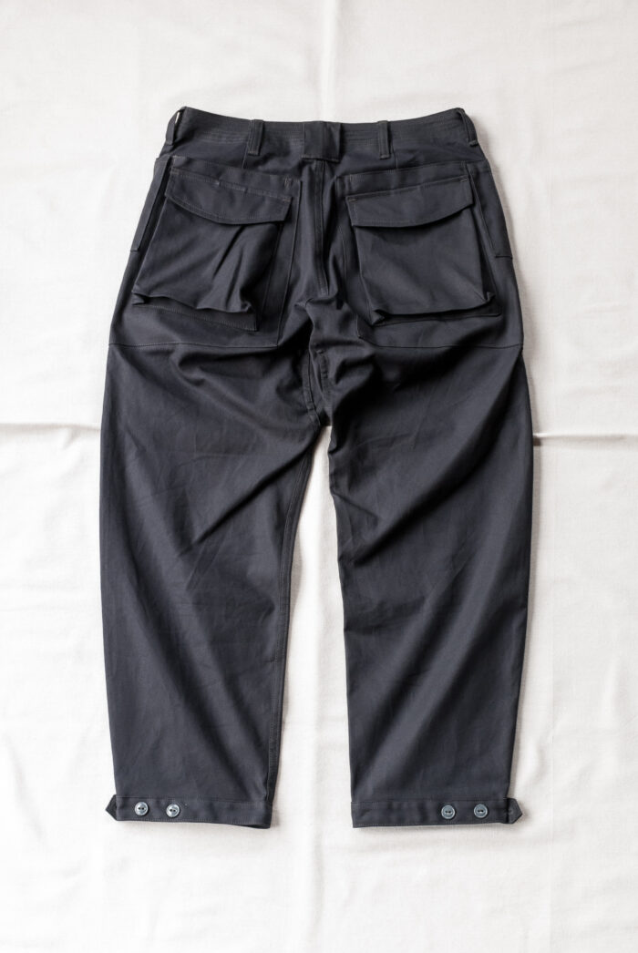 SASSAFRAS Digs Crew Pants 4/5 Cotton Duck Charcoal