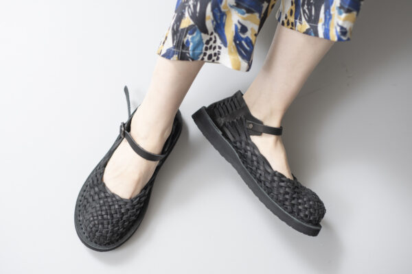 LA BAUME Archive & More at kado