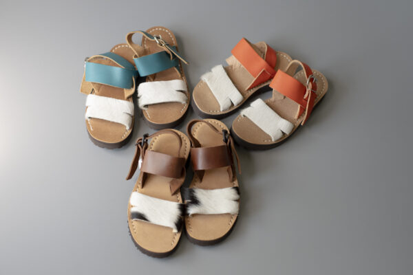LA BAUME Archive & More at kado