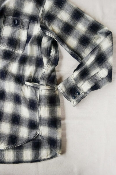 SASSAFRAS Gardening at Night Shirt Indigo Ombre Check Indigo / Ivory