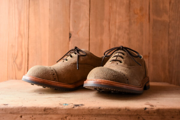 QUILP by Tricker’s M7401 Oxford Shoe Waxed Suede Peanuts