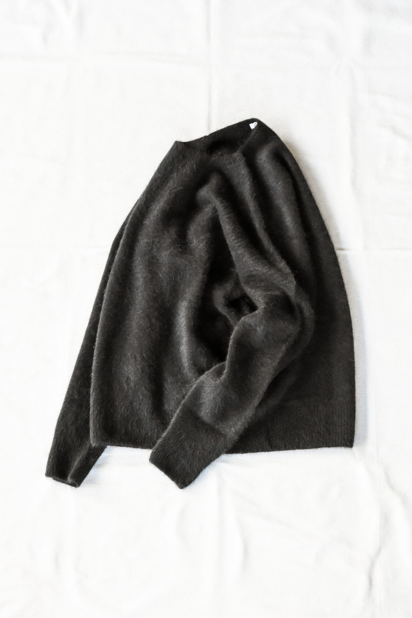 AN SPINNEN Blue Fox Crew Neck Sweater