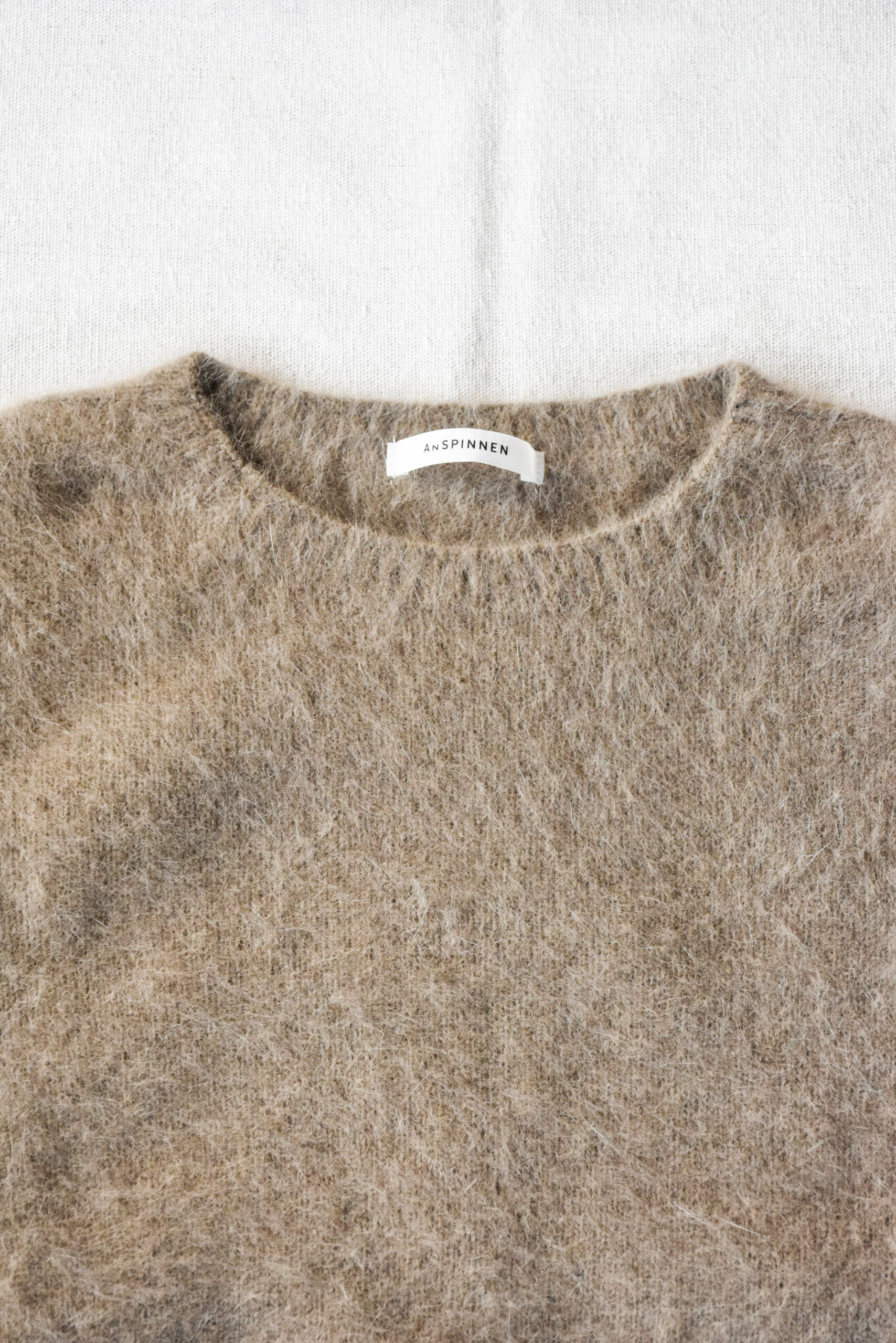 AN SPINNEN Blue Fox Crew Neck Sweater