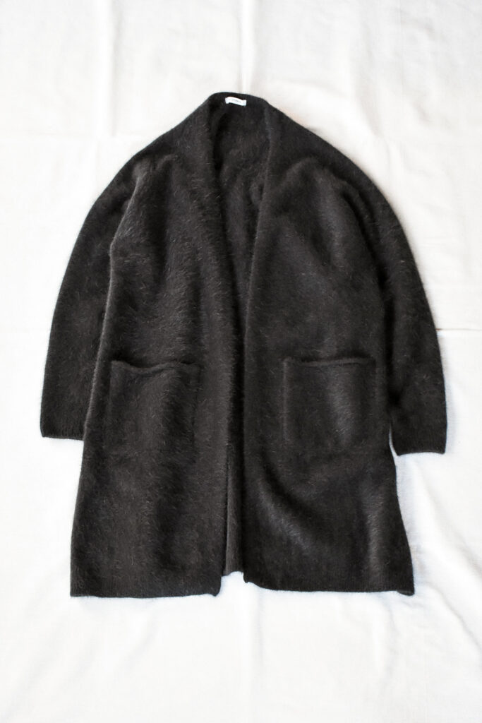 AN SPINNEN Blue Fox Buttonless Long Cardigan