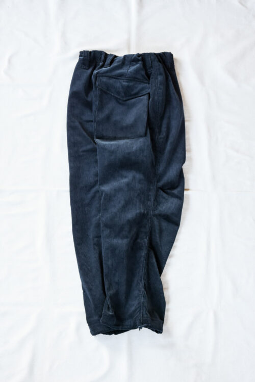 HOPPER’S BRUNCH 9W Corduroy Pants Navy