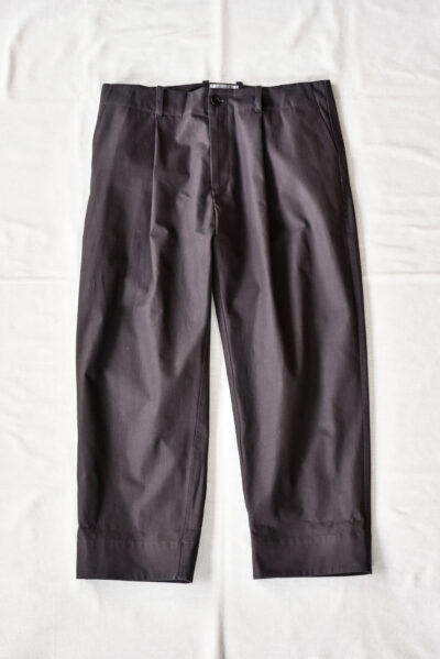 QUILP DAVIS Dead Stock Pigment Dyed Tuck Trousers Mud Black