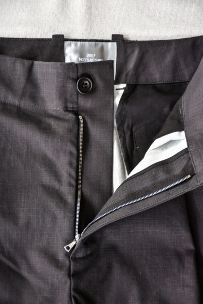 QUILP DAVIS Dead Stock Pigment Dyed Tuck Trousers Mud Black