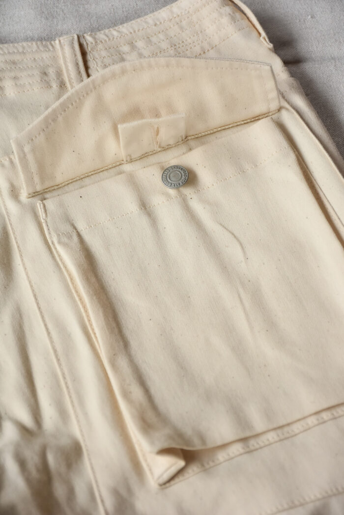 SASSAFRAS Digs Crew Pants 4/5 8oz Denim Natural | kado〔カド