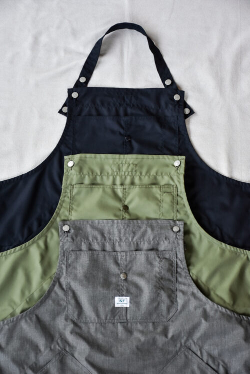 SASSAFRAS Watering Apron T/C Weather